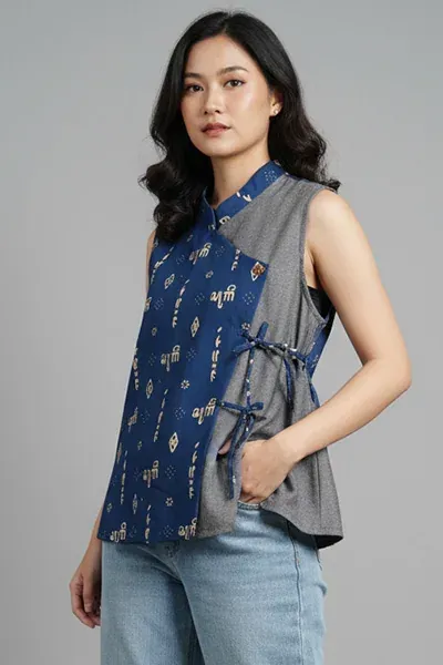 Women's batik by Zayru